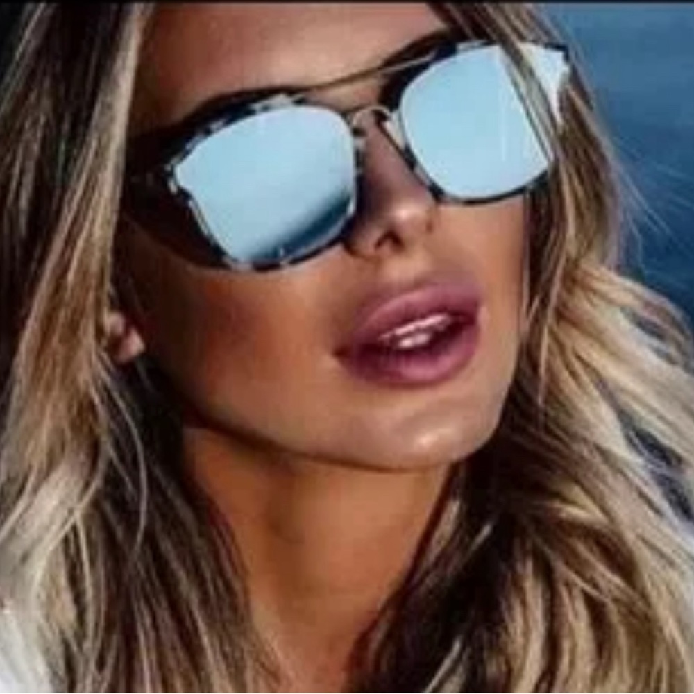 Christian Dior DIOR Abstract Sunglasses Tortoise & Pink